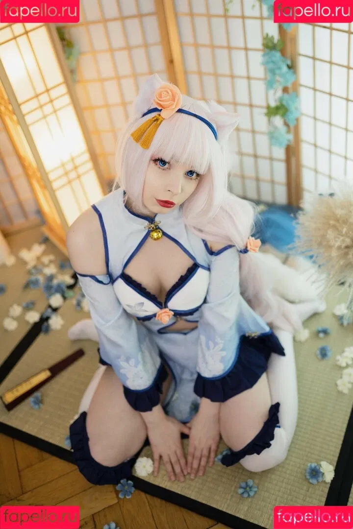 Akariia Cosplay Onlyfans Photo Gallery 