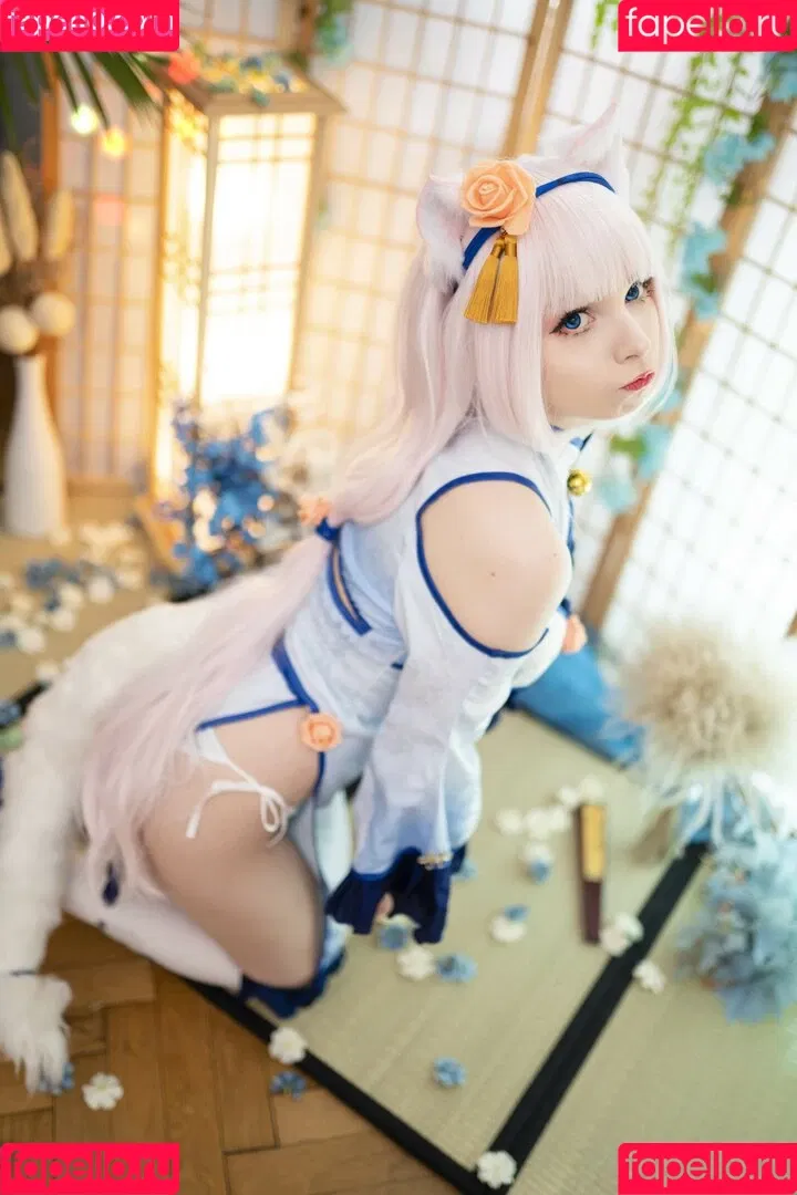 Akariia Cosplay Onlyfans Photo Gallery 