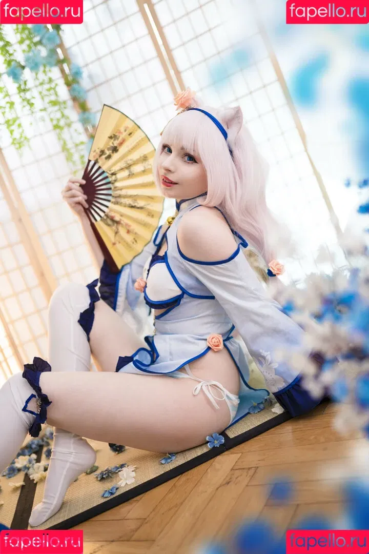 Akariia Cosplay Onlyfans Photo Gallery 