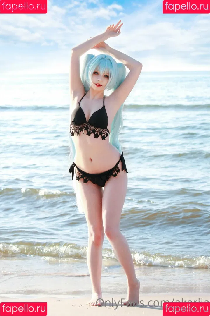 Akariia Cosplay Onlyfans Photo Gallery 