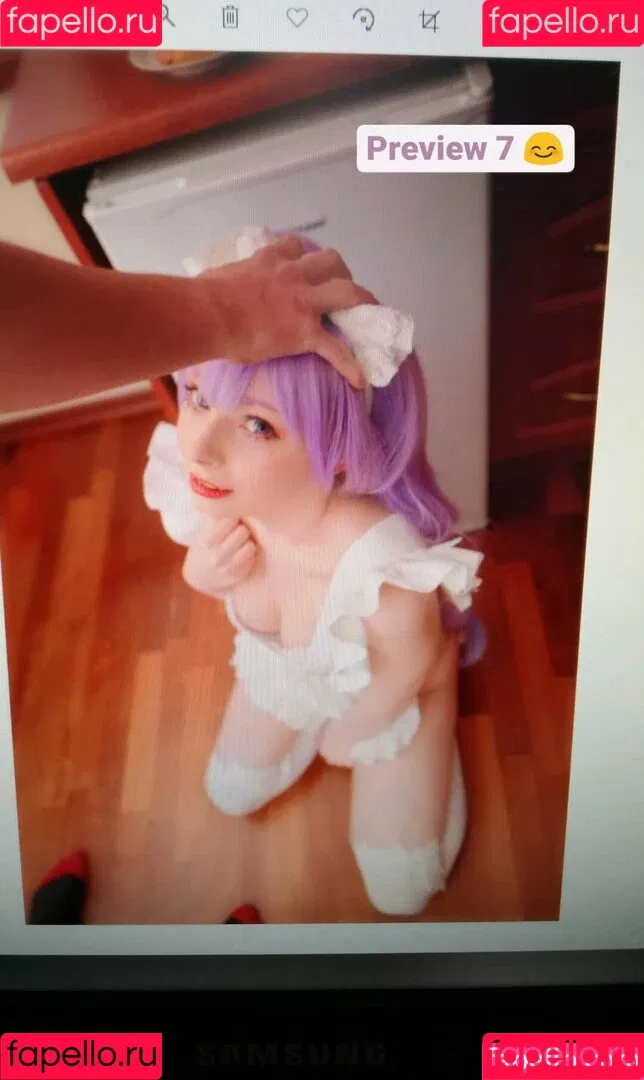 Akariia Cosplay Onlyfans Photo Gallery 