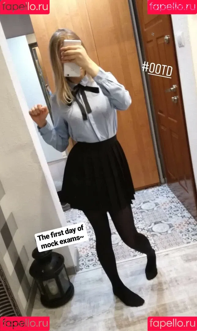 Akariia Cosplay Onlyfans Photo Gallery 