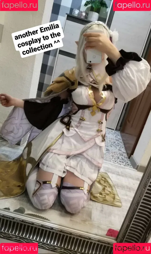 Akariia Cosplay Onlyfans Photo Gallery 