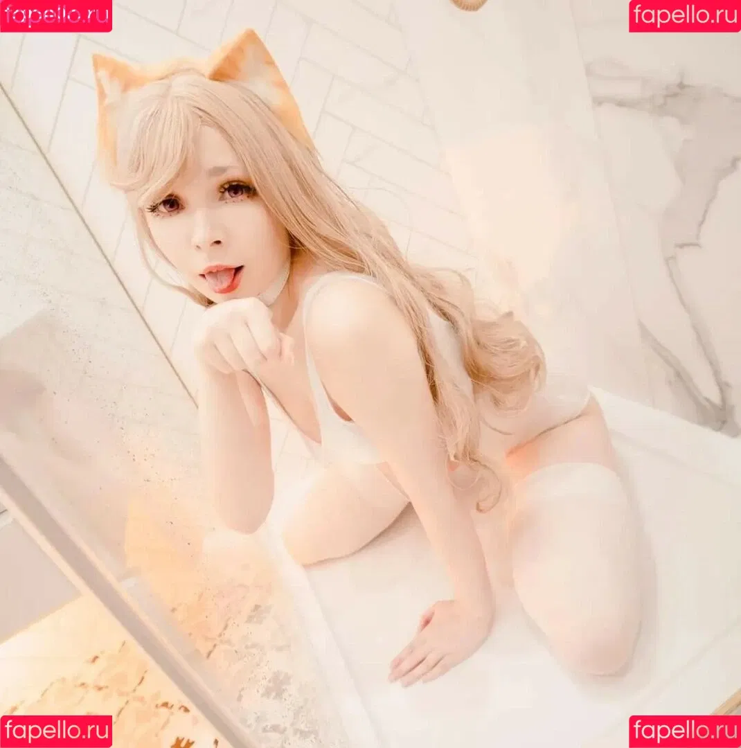 Akariia Cosplay Onlyfans Photo Gallery 