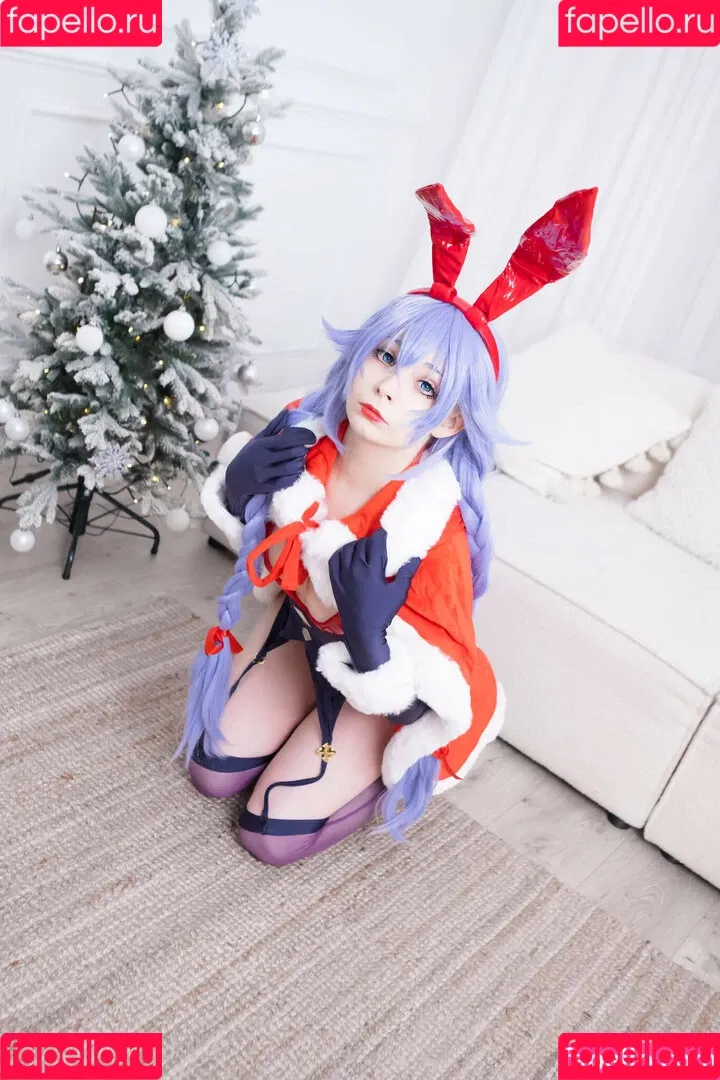 Akariia Cosplay Onlyfans Photo Gallery 