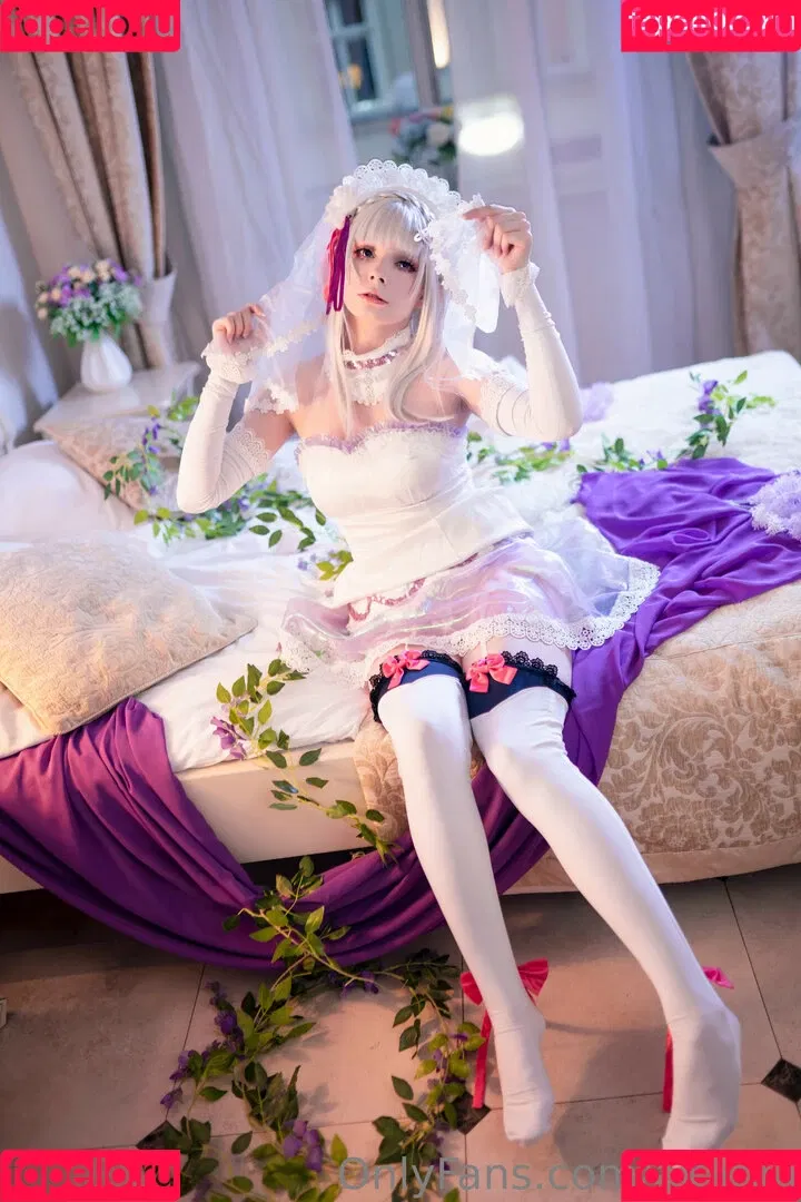 Akariia Cosplay Onlyfans Photo Gallery 