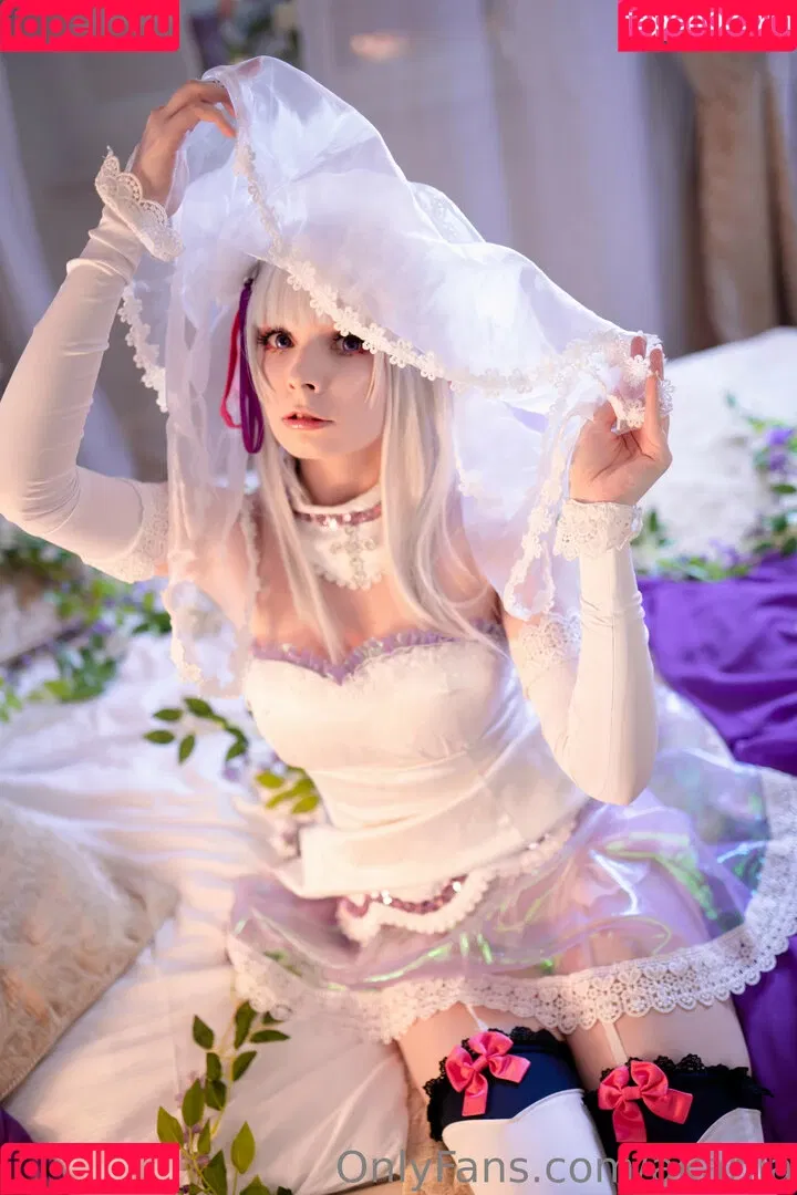 Akariia Cosplay Onlyfans Photo Gallery 