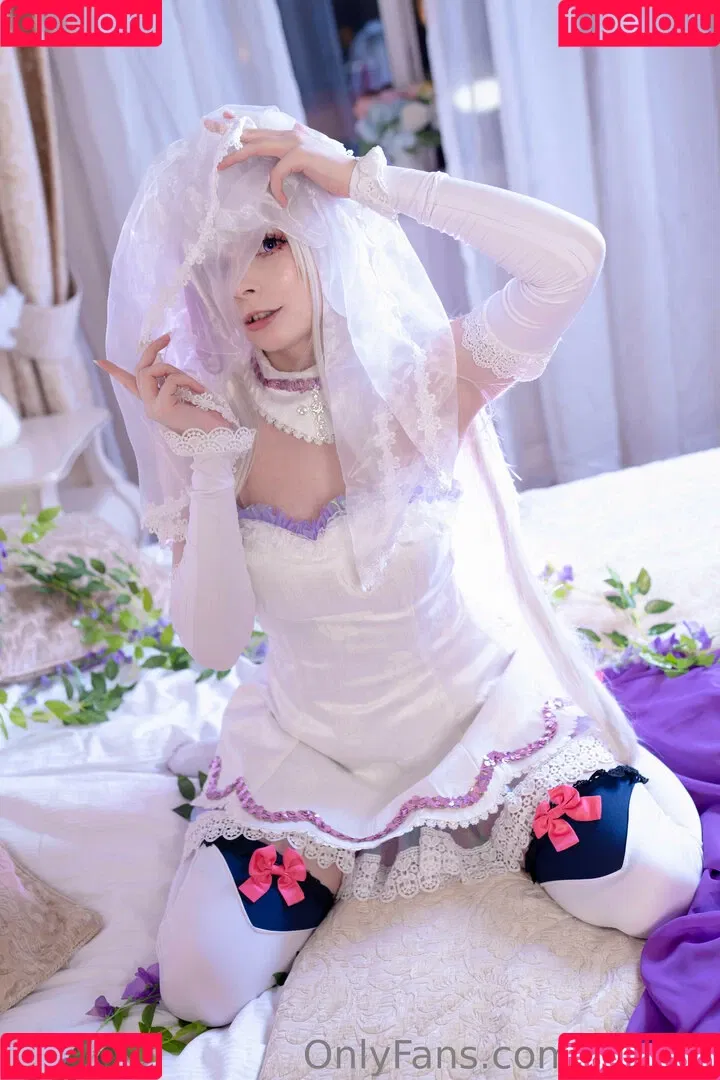 Akariia Cosplay Onlyfans Photo Gallery 