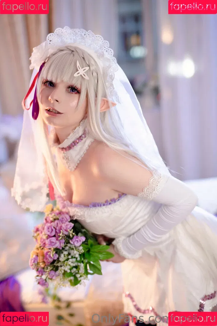 Akariia Cosplay Onlyfans Photo Gallery 