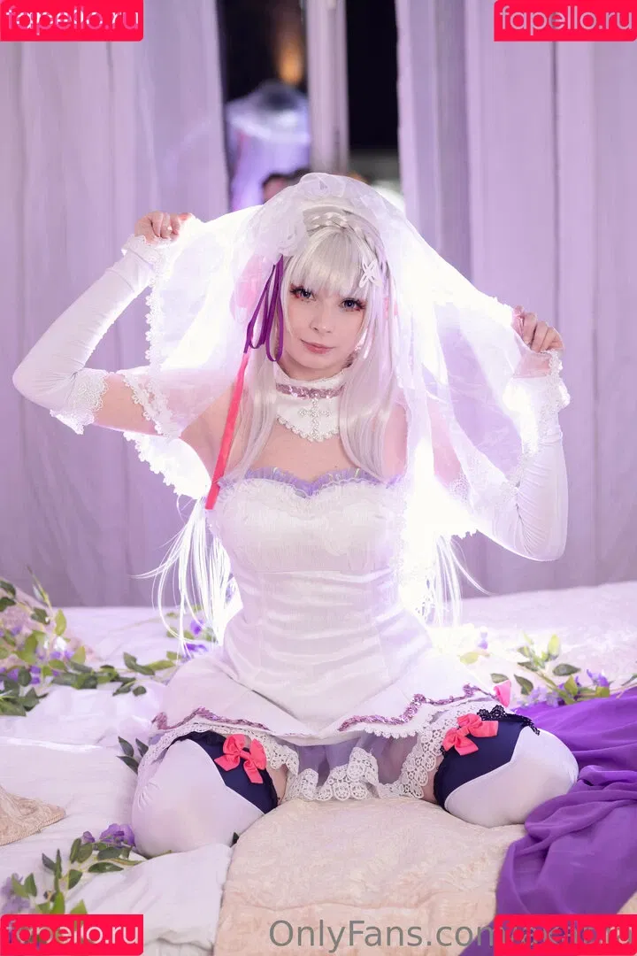 Akariia Cosplay Onlyfans Photo Gallery 