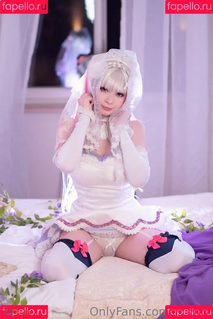 Akariia Cosplay Onlyfans Photo Gallery 