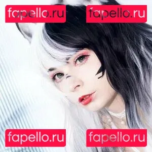 Akariia Cosplay Onlyfans Photo Gallery 