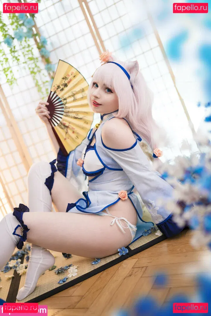 Akariia Cosplay Onlyfans Photo Gallery 