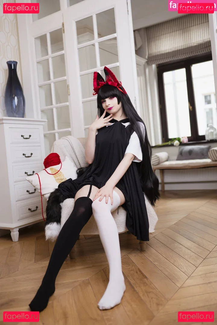 Akariia Cosplay Onlyfans Photo Gallery 