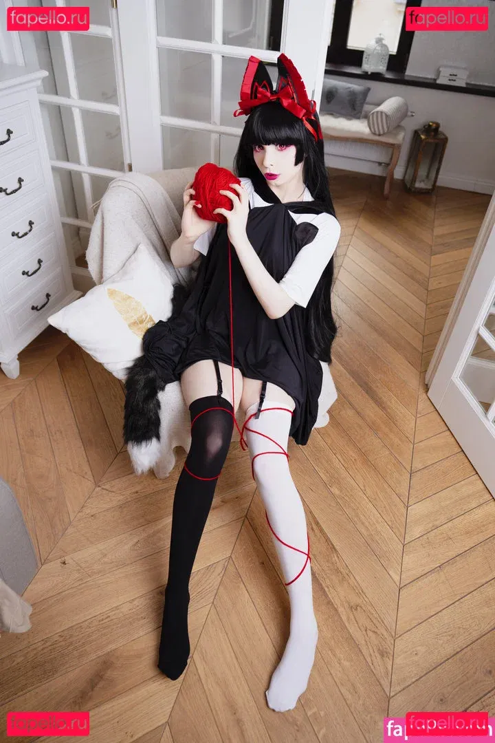 Akariia Cosplay Onlyfans Photo Gallery 