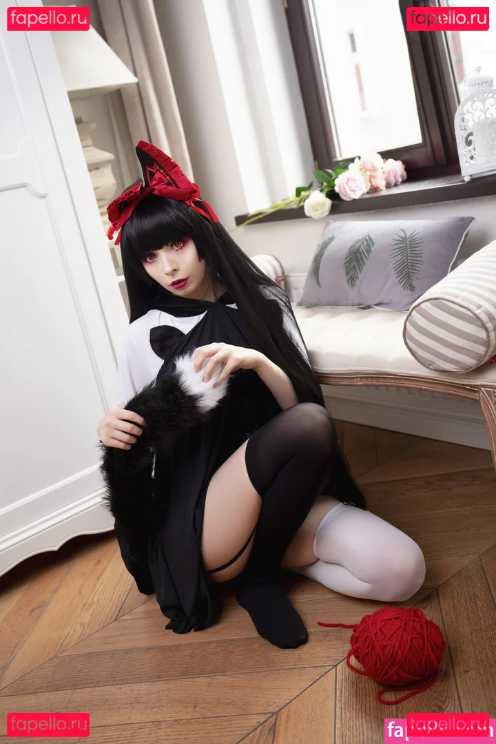 Akariia Cosplay Onlyfans Photo Gallery 