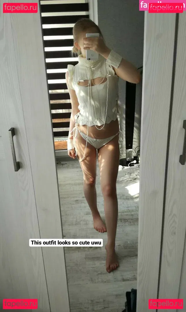 Akariia Cosplay Onlyfans Photo Gallery 