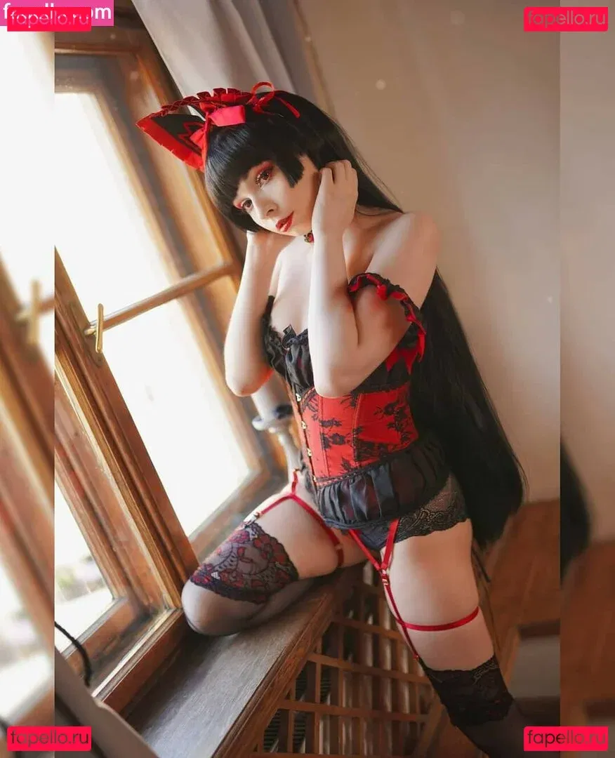 Akariia Cosplay Onlyfans Photo Gallery 