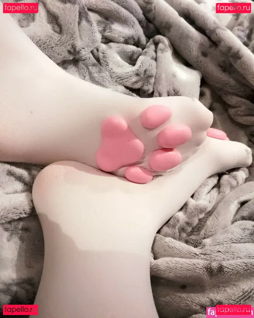 Akariia Cosplay Onlyfans Photo Gallery 