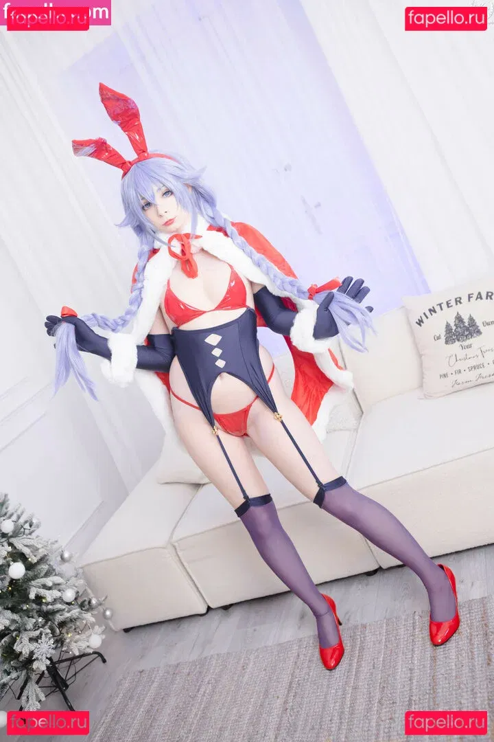 Akariia Cosplay Onlyfans Photo Gallery 