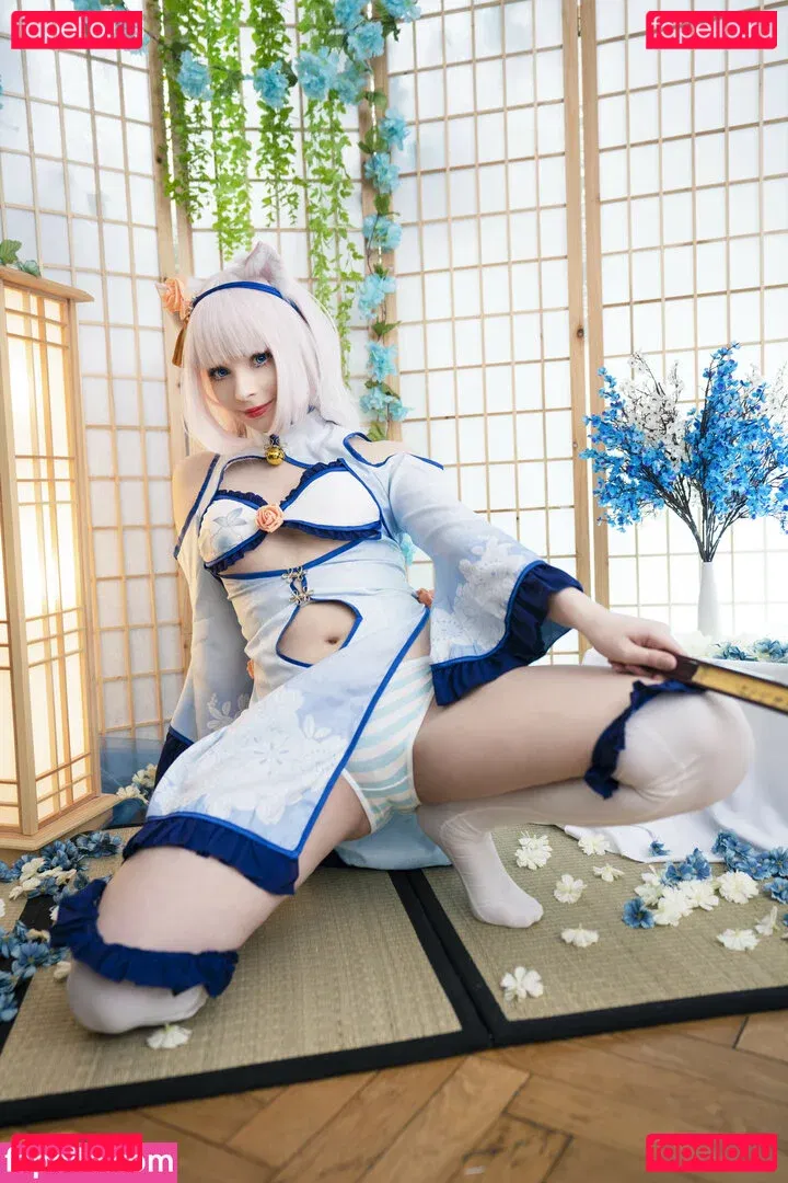 Akariia Cosplay Onlyfans Photo Gallery 