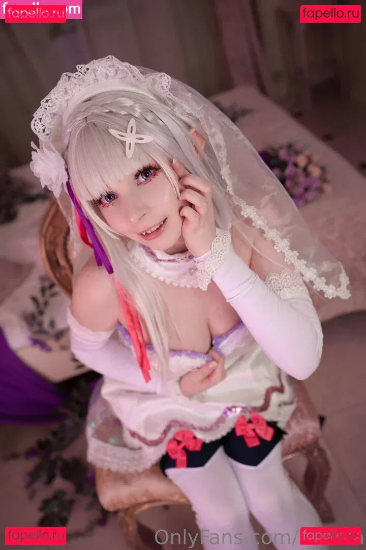 Akariia Cosplay Onlyfans Photo Gallery 