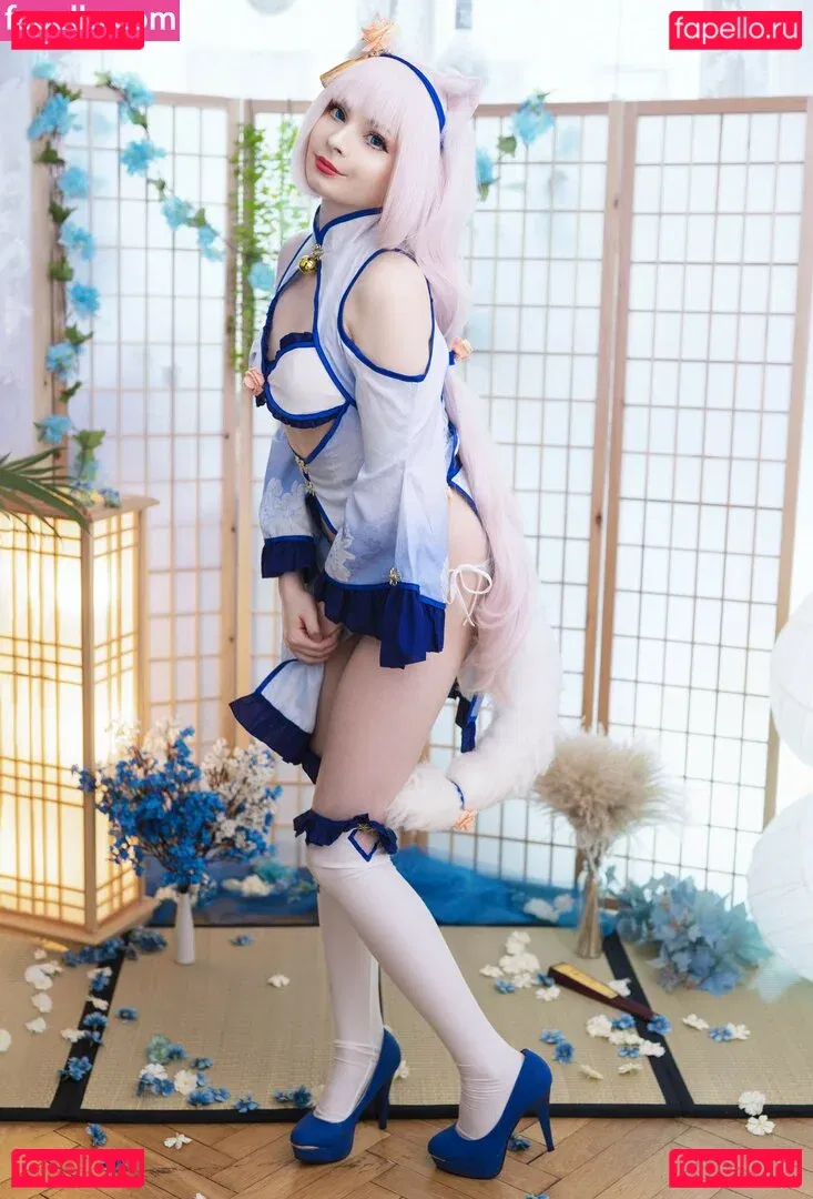 Akariia Cosplay Onlyfans Photo Gallery 