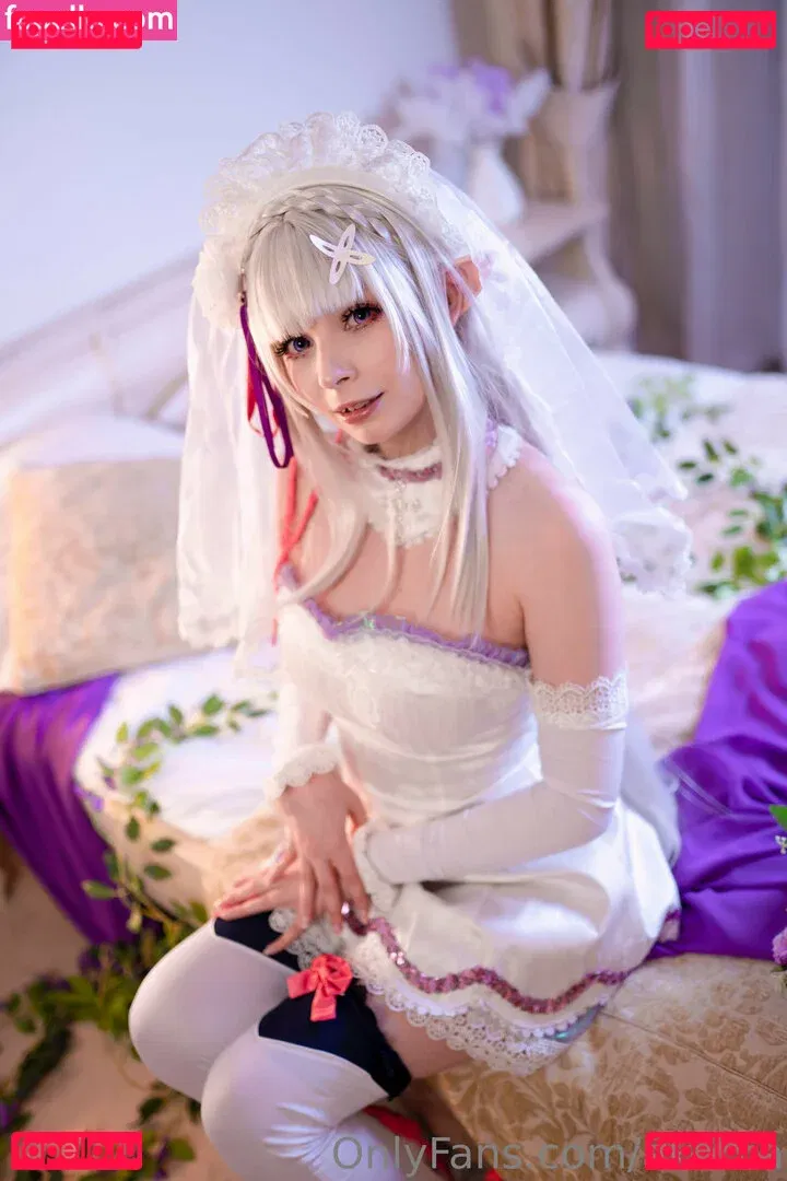 Akariia Cosplay Onlyfans Photo Gallery 