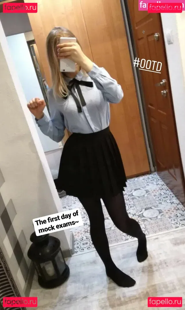 Akariia Cosplay Onlyfans Photo Gallery 