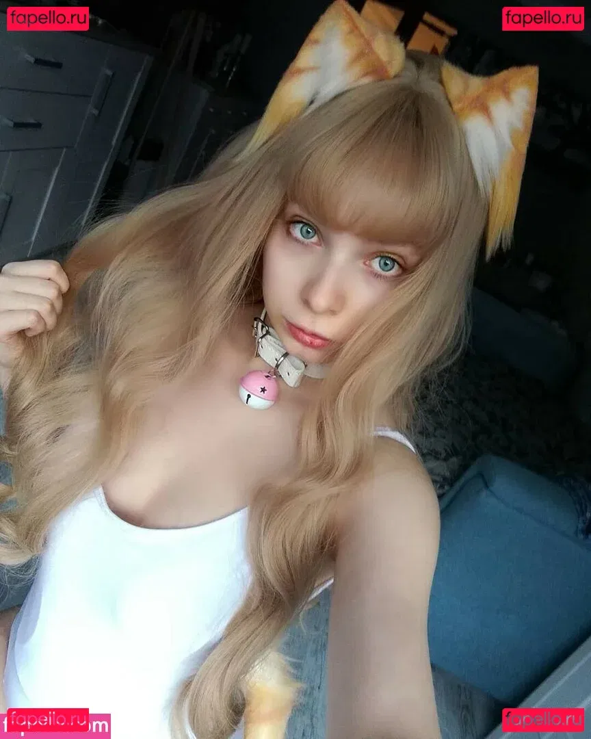 Akariia Cosplay Onlyfans Photo Gallery 