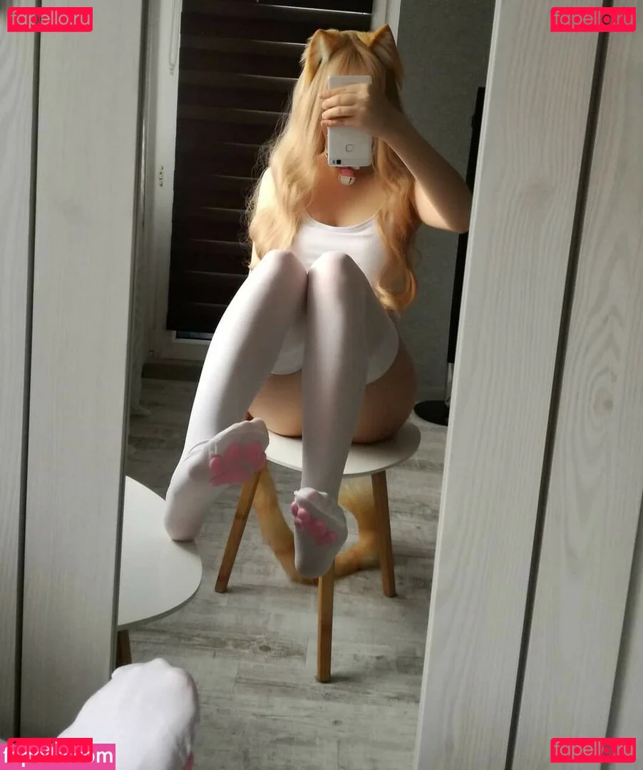 Akariia Cosplay Onlyfans Photo Gallery 