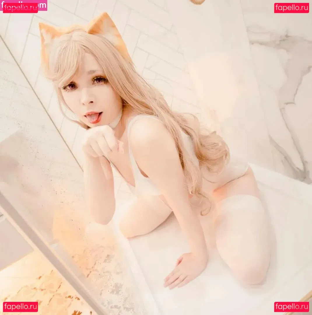 Akariia Cosplay Onlyfans Photo Gallery 