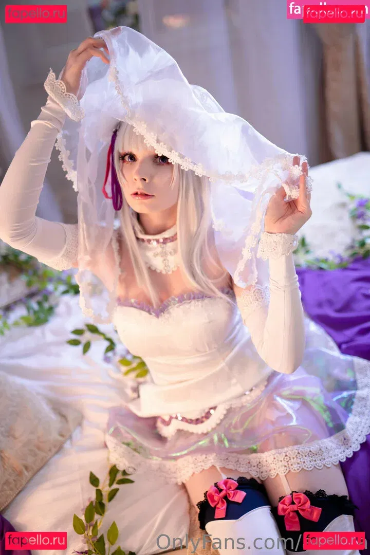 Akariia Cosplay Onlyfans Photo Gallery 