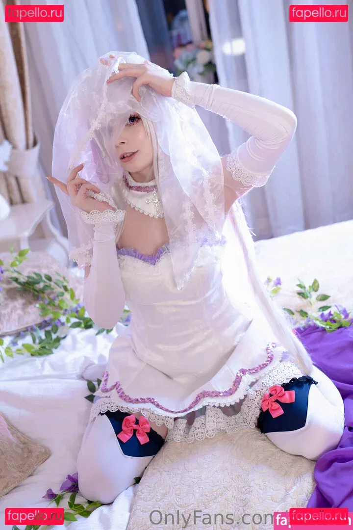 Akariia Cosplay Onlyfans Photo Gallery 