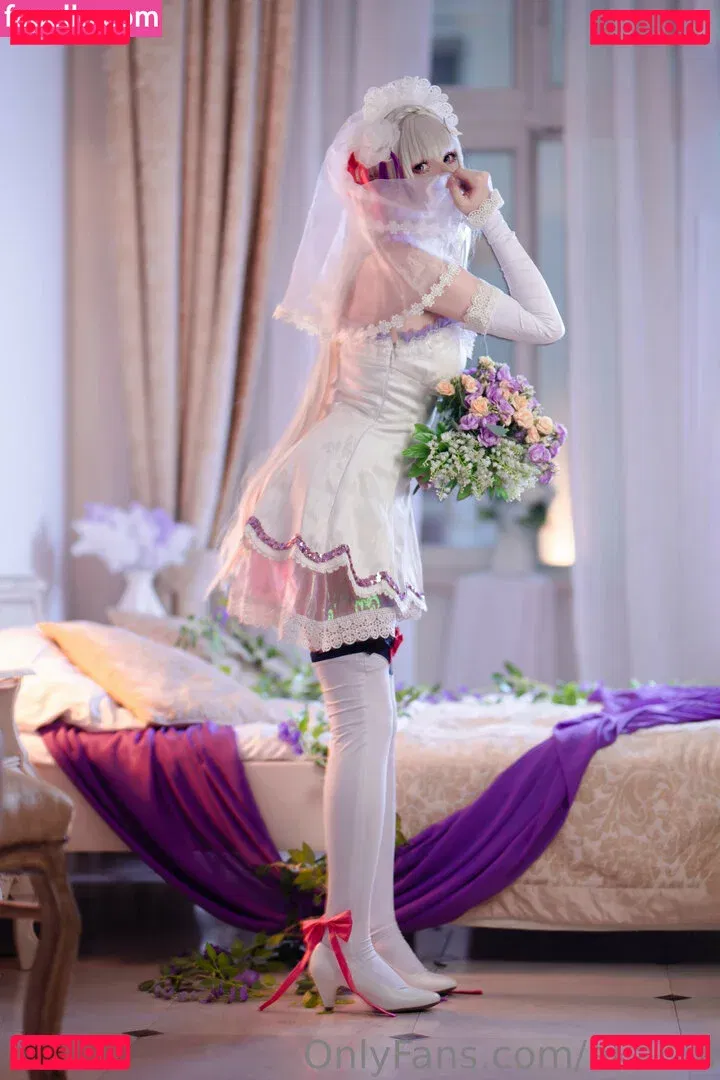 Akariia Cosplay Onlyfans Photo Gallery 