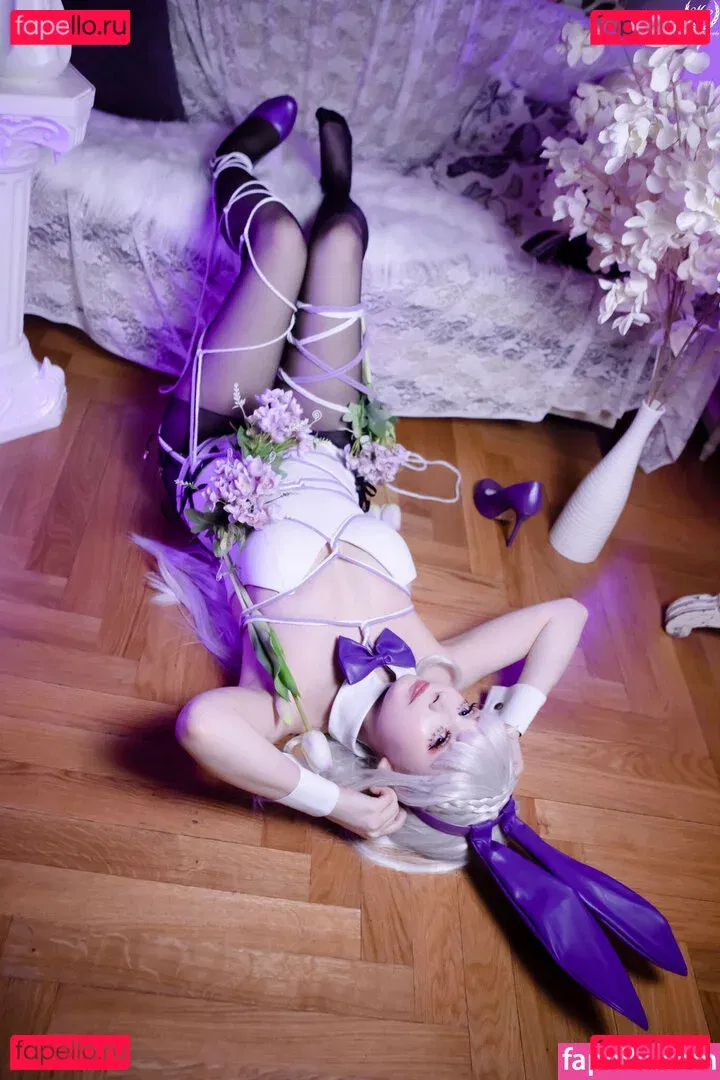 Akariia Cosplay Onlyfans Photo Gallery 