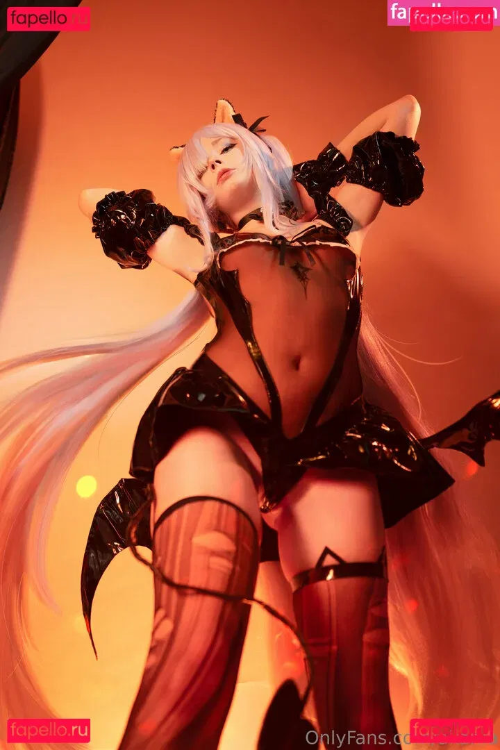 Akariia Cosplay Onlyfans Photo Gallery 