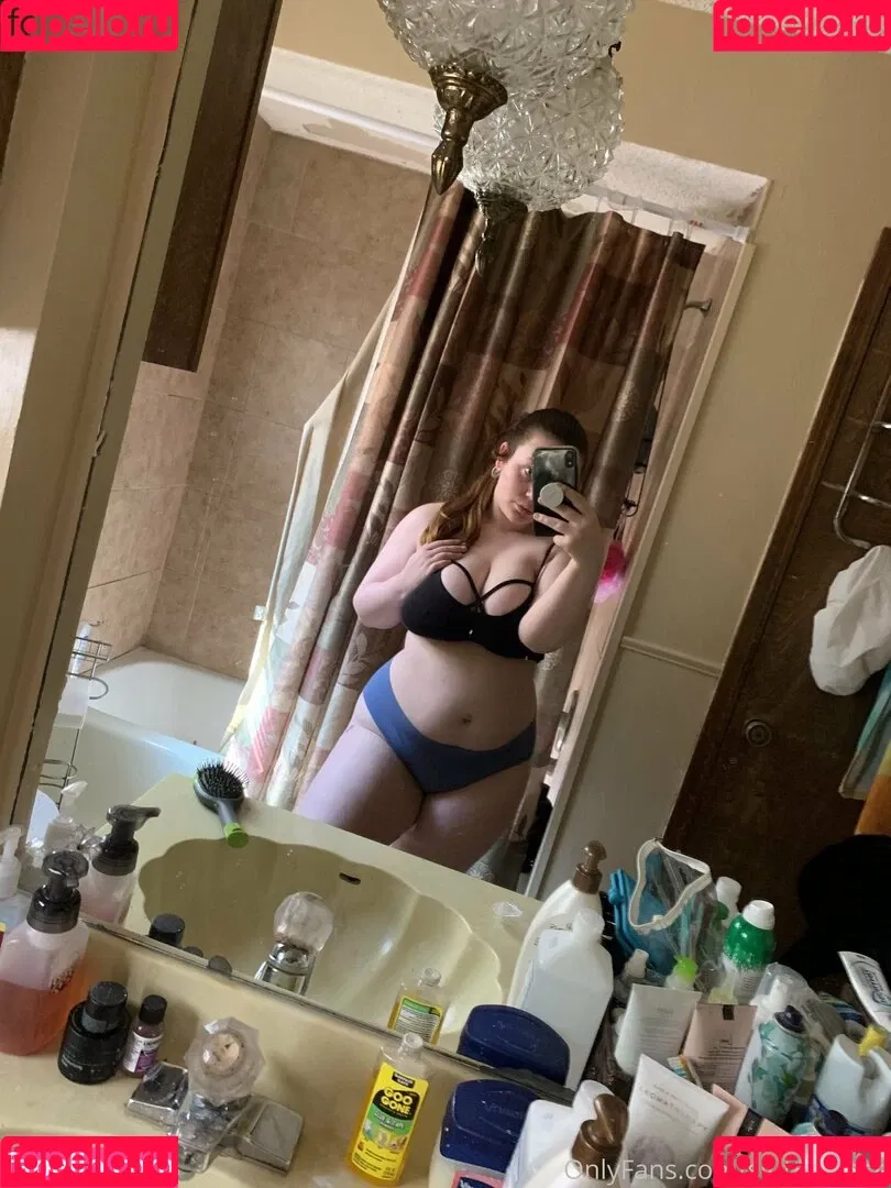 sluttylilrose Onlyfans Photo Gallery 