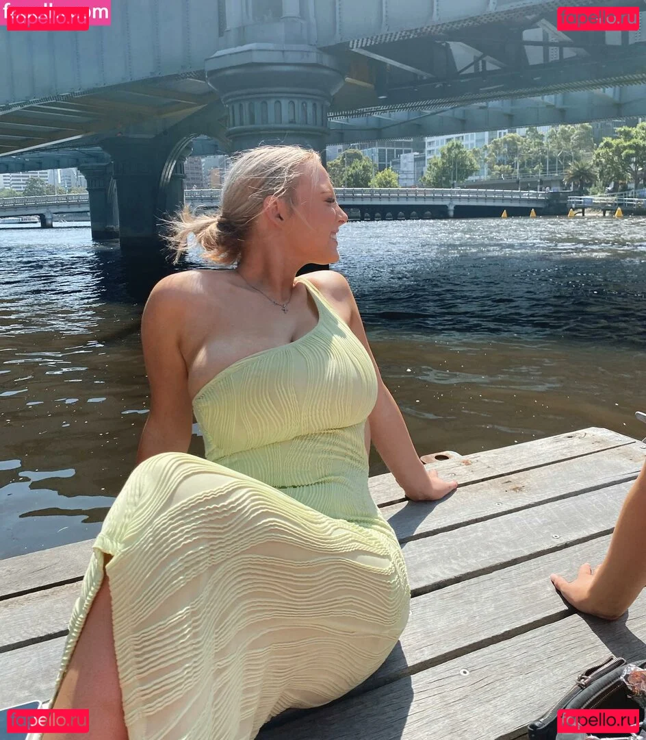 Charlotte Page Onlyfans Photo Gallery 