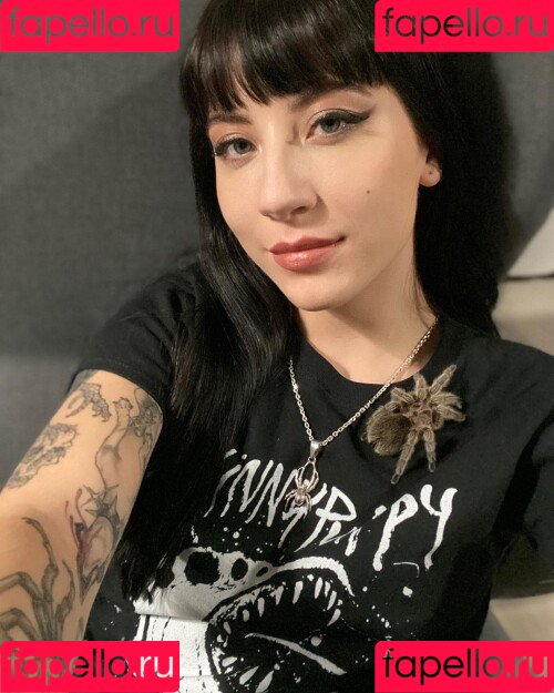 Charlotte Page Onlyfans Photo Gallery 