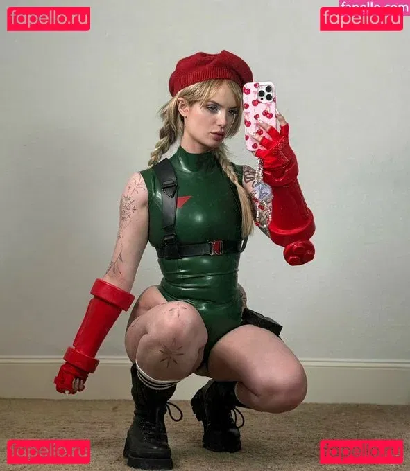 KhaleesiBB Onlyfans Photo Gallery 