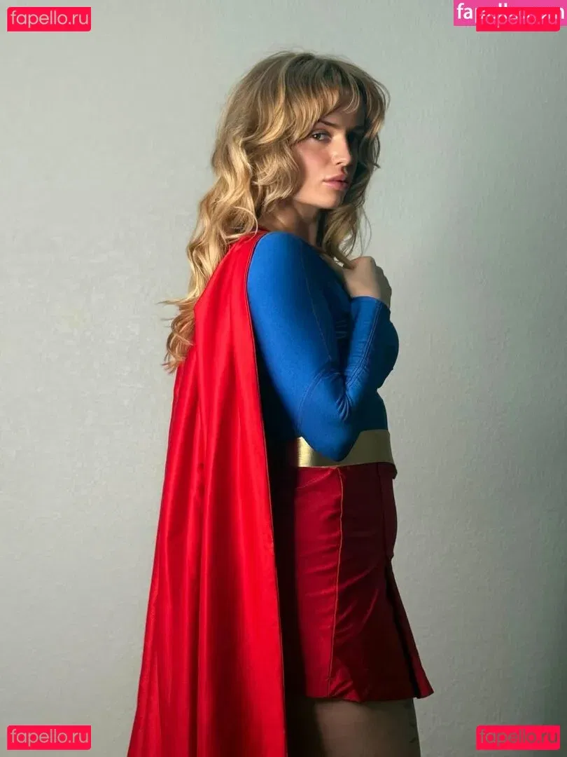 KhaleesiBB Onlyfans Photo Gallery 