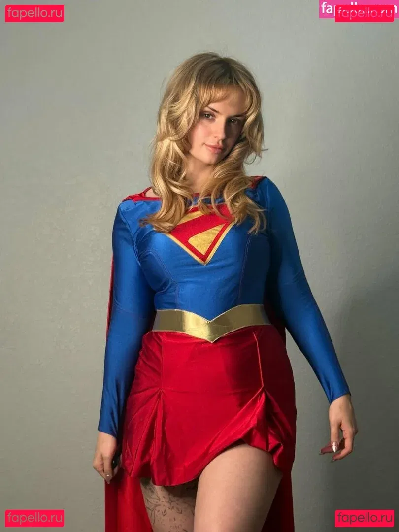 KhaleesiBB Onlyfans Photo Gallery 