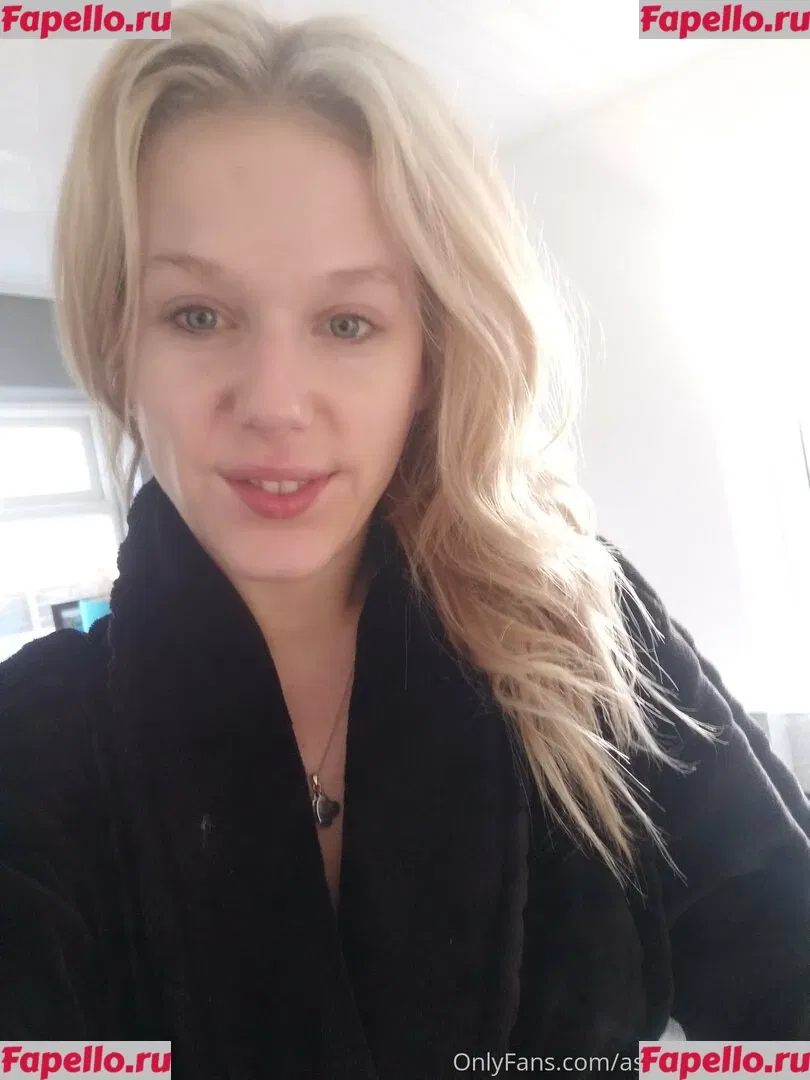 Ashley Ashton Onlyfans Photo Gallery 