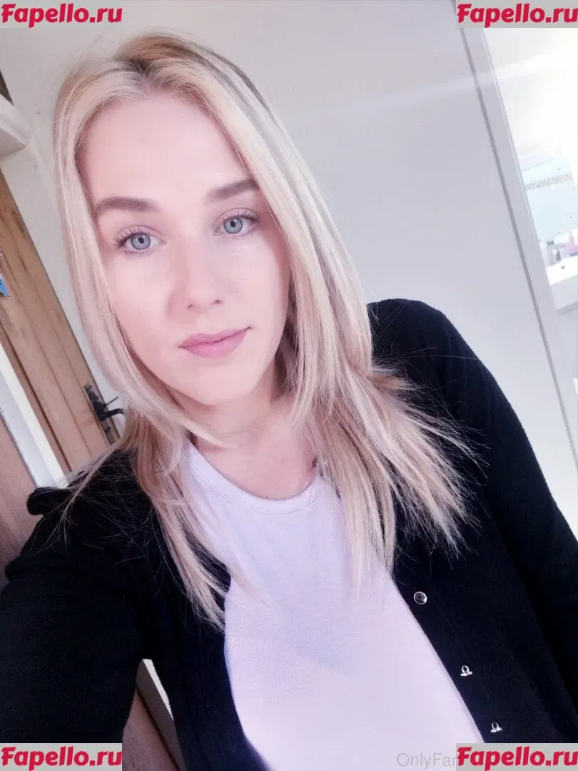Ashley Ashton Onlyfans Photo Gallery 