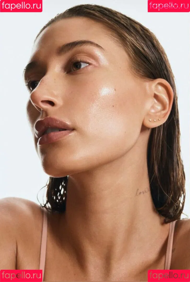 Hailey Baldwin Bieber Onlyfans Photo Gallery 
