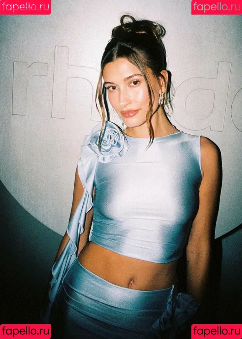Hailey Baldwin Bieber Onlyfans Photo Gallery 