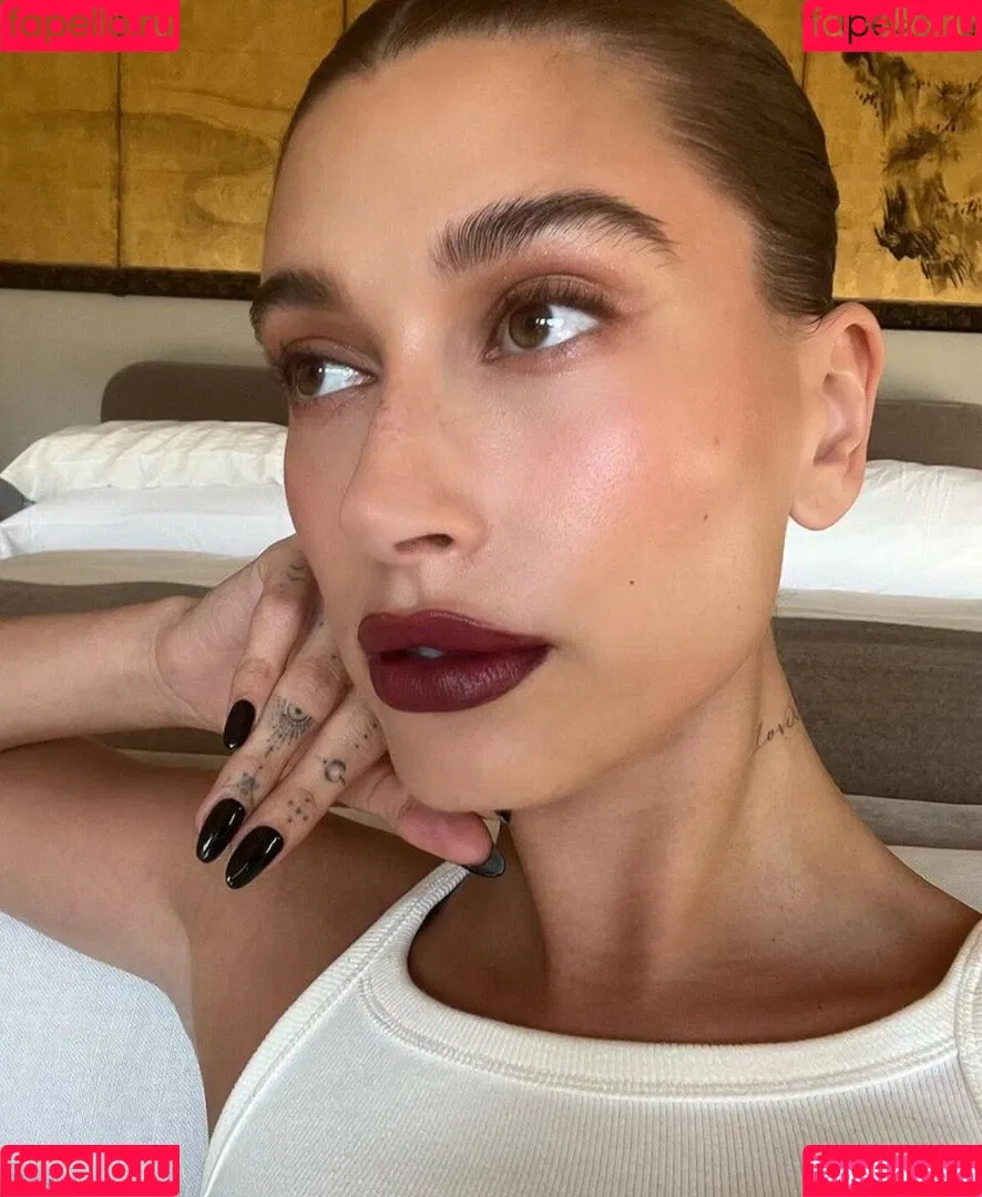 Hailey Baldwin Bieber Onlyfans Photo Gallery 