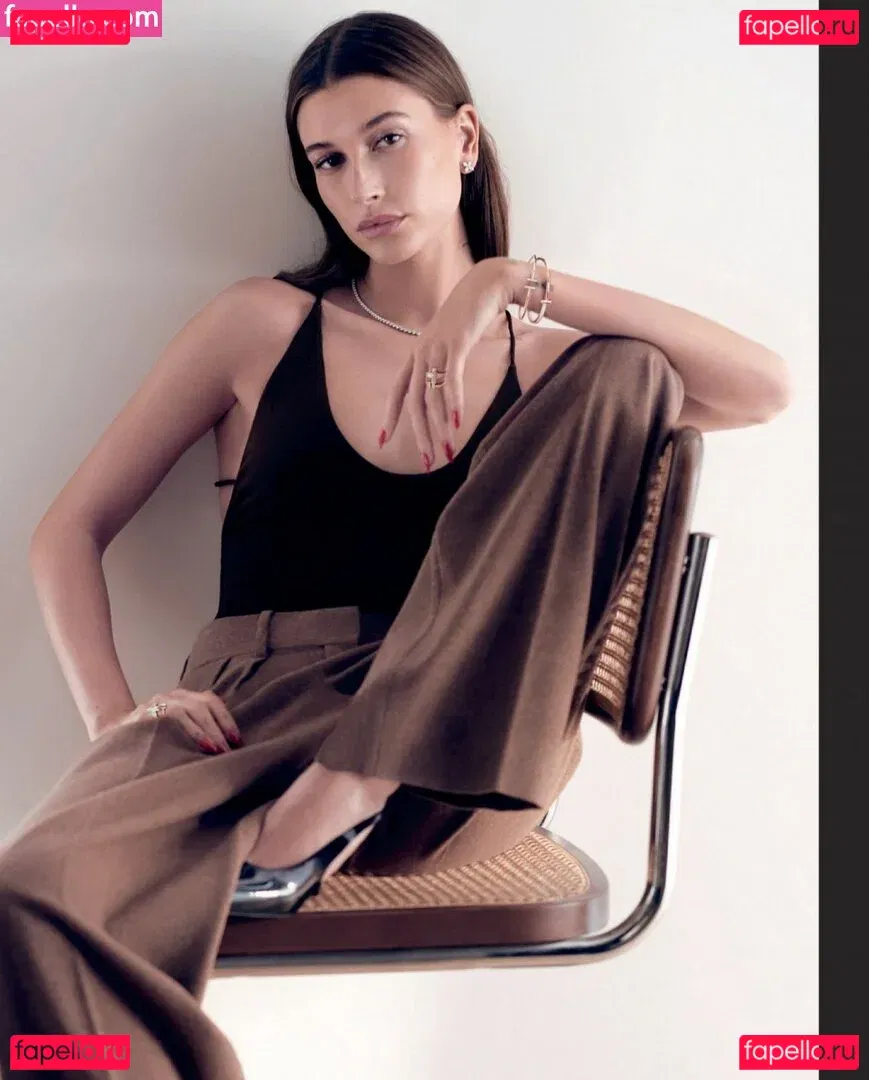 Hailey Baldwin Bieber Onlyfans Photo Gallery 