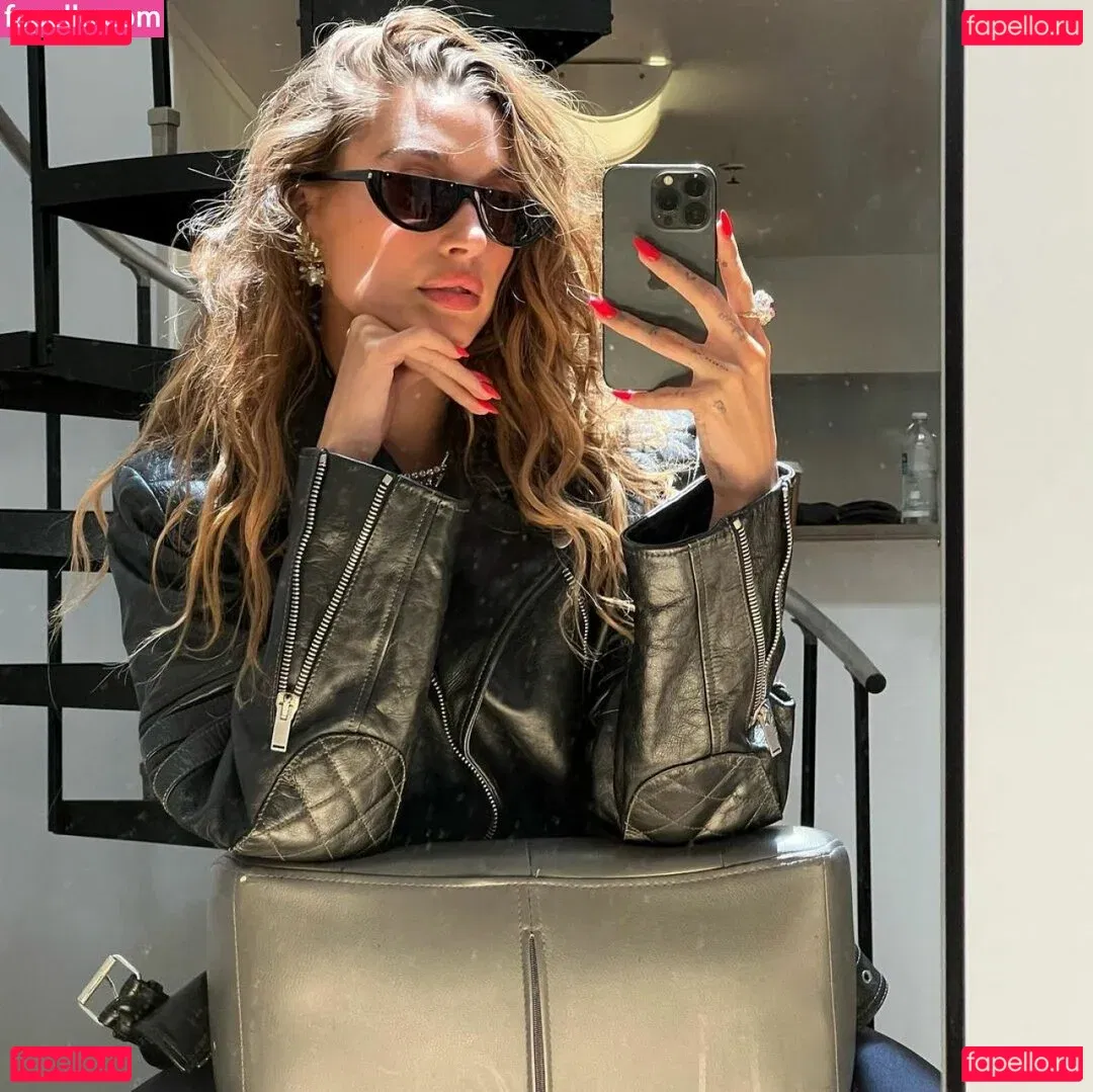 Hailey Baldwin Bieber Onlyfans Photo Gallery 